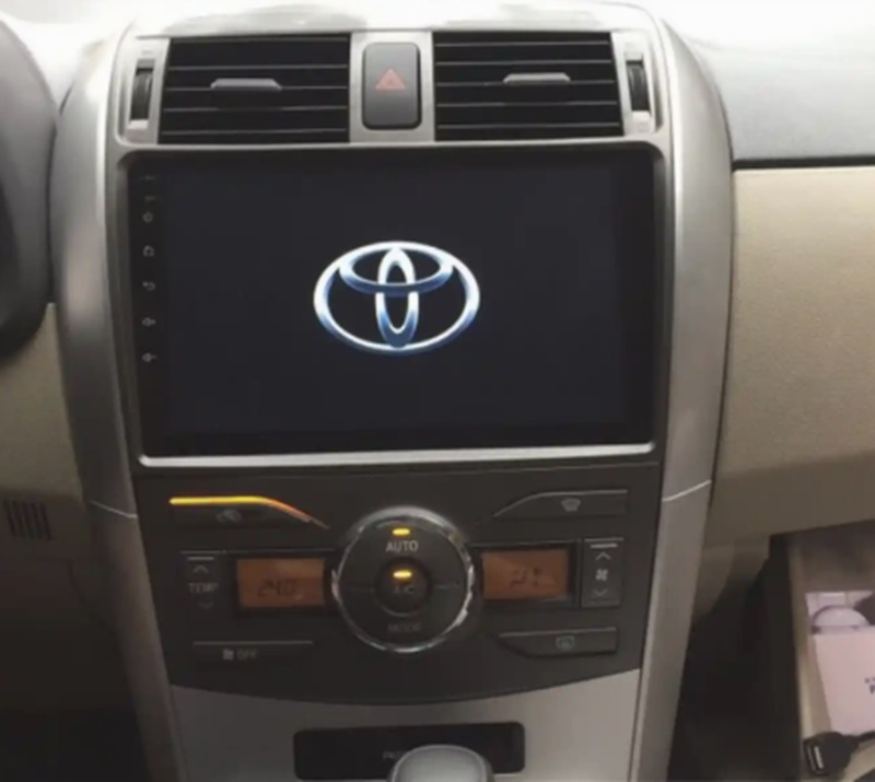 Штатная магнитола Toyota Corolla